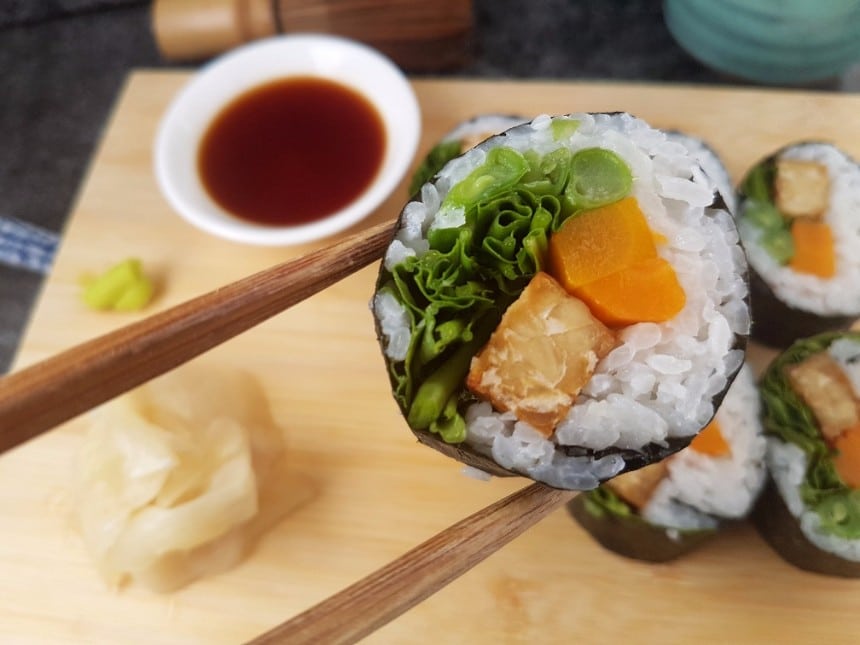 Sushi mit Tempeh und Rucola vegan & glutenfrei